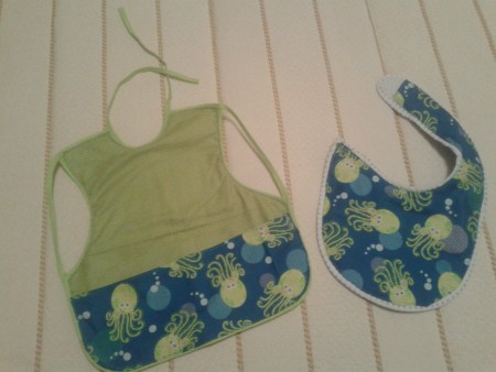 conjunto baberos pulpos verde
